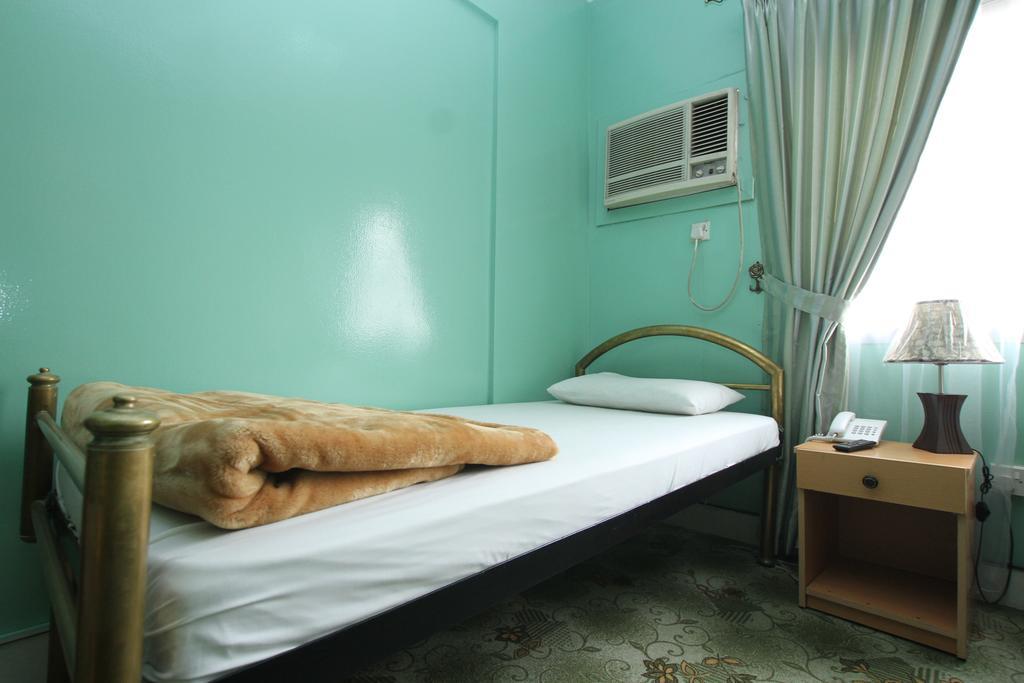 Zaineast Hotel Dubai Phòng bức ảnh